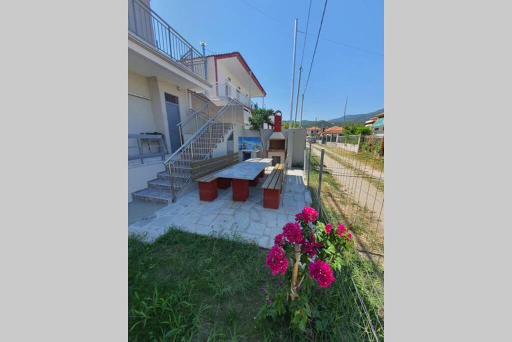 Villa Fer Forze You Have The Feeling Of Your Own Holiday Home 艾斯普罗瓦塔 外观 照片